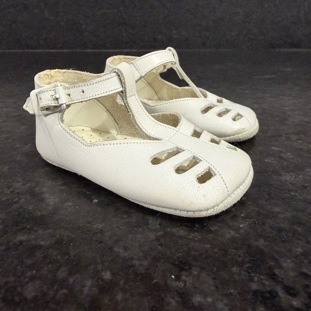 Mrs Days Ideal Baby Shoes Vintage 1960's T-Strap White Size 0 With Original Box - Picture 5 of 16